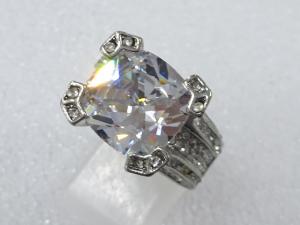 クリスタル　指輪(16号)